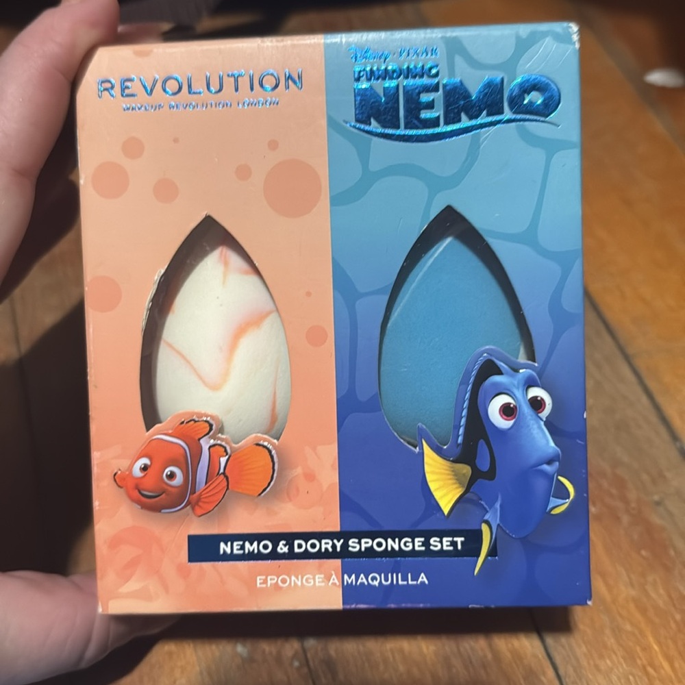 Finding Nemo Makeup set - Picture 2 of 5